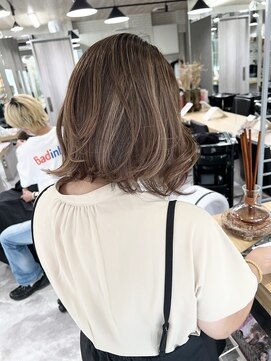 レディアル 大宮(REDEAL ope.) 【ハイライト】ベージュハイライトバレイヤージュ