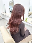 ピンクベージュ