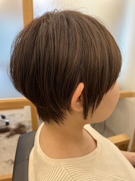 リュクスバトーバイトリコ 船橋南口店(Luxe BATEAU by tricot) コンパクトショート