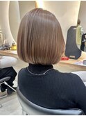 ミルクティーベージュカラーショートボブ切りっぱなしボブ30代
