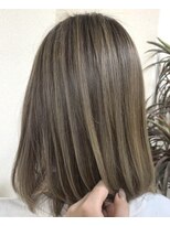 コハク(kohak)&nbsp;ハイライトグレージュ【kohak/natsumi】