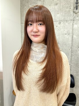 サクラ オモテサンドウ(SAKURA) オレンジブラウン ぱっつん前髪 表参道