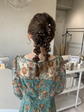 プリュム(Plume.) ヘアセット / ツインポニー