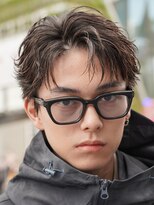 フィフスパーク(fifth PARK)&nbsp;流行のフェザーパーマ×アップバングショートスタイル