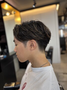 フランクスバーバーリザーブ 人形町店(FRANK’S BARBER RESERVE) ナチュラルハンサムパーマH