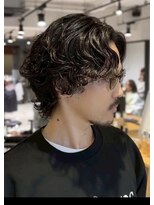 アカラ(acala) メンズパーマ【20代30代40代50代/メンズカット/髪質改善】