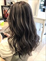 キャパ(CAPA)&nbsp;コントラストハイライト×グレージュ(茅ヶ崎/20代/韓国ヘア)