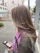 クラム(clam.)&nbsp;【clam./窪田】大人可愛いハイライトカラー/レイヤー/髪質改善
