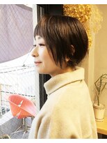 コンパス(COMPASS) ショートボブ&カーキアッシュ