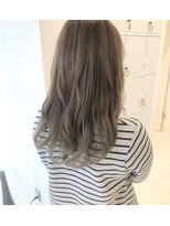 アリーナ 船橋日大前店(arena)&nbsp;柔らかアッシュベージュ（毛先ブリーチあり）