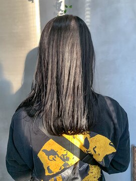 テトヘアー(teto hair) アッシュグレー、透け感カラー、暗髪、ローレイヤー