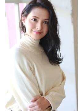 ラファンジュ ヘアー クレオ(Rohange hair Creo) 【Creo】ディープブルー×かきあげバング#セミウェットウェーブ