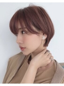 ミルシー(millci) 顔周りを長めに耳掛け対応ショート