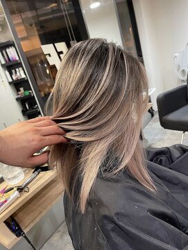 ラフ(LAFF) #黒髪#ボブルフ#ネビージュ#小顔#ワンレン