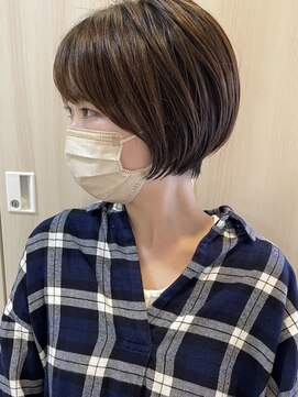 ラ ファブリック 草加(LA FABRIQUE) 丸みショート　アッシュブラウン　コンパクトショート