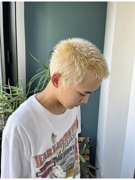 ビハインドザカーテン(BEHIND THE CURTAIN) メンズショート×ハイトーン