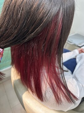 エミュ 中央駅店(eMu) ビビットRED☆