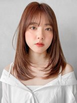 キリ 表参道(kyli)&nbsp;モテ髪くせ毛風カール斜めバングサイドバングイメチェン艶感