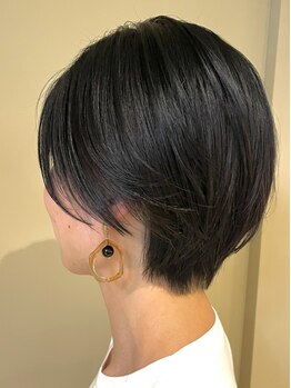 シリ アンド ブラント(siri and brunt)の写真/トレンド×似合わせを叶える高いカット技術で上品な仕上がりに＊360°美しいフォルムを叶えて！