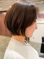 表参道大人ショートボブ顔周りレイヤーカットくびれショート40代