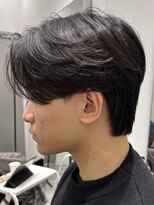 カルム(kalm)&nbsp;メンズセンターパートウルフセンターパートニュアンスパーマ襟足