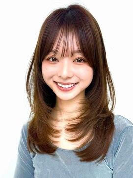 アフロートリノ(AFLOAT Leino) ワンカールで可愛いミディアムレイヤー