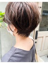 ニコ 姫路(nico)&nbsp;白髪を活かす上品ハイライトボブ