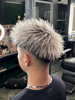 トライブ(TRIBE)&nbsp;ホワイトメッシュツイストパーマ