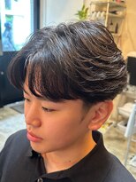 ジュンヌオム リンカラン(Jeune Homme LINGKARAN)&nbsp;センターパート×フェザーパーマ