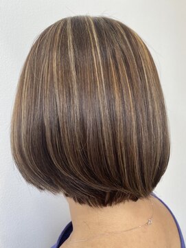 セラ(SERA) 白髪ぼかしハイライト【白髪染め不使用】