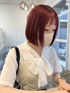 リン(Lin) ぱつっとボブ/チェリーレッドカラー