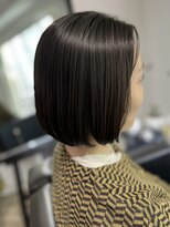 ツムグ 代官山店(TUMUGU) 30代40代50代小顔ショートボブ丸みショートアッシュブラック