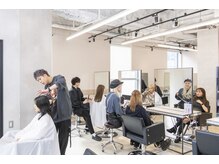 来店時に予約は必要？【札幌/大通/すすきの/ダブルカラー/ブリーチ/髪質改善/イルミナ/TOKIO/ショート】