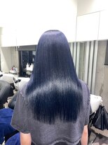 ロア 中目黒(loa)&nbsp;レイヤーロング/グレーベージュ/黒髪/前髪パーマ[中目黒]