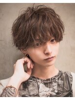 短すぎる髪が苦手な男性のショート！刈り上げないマッシュパーマ
