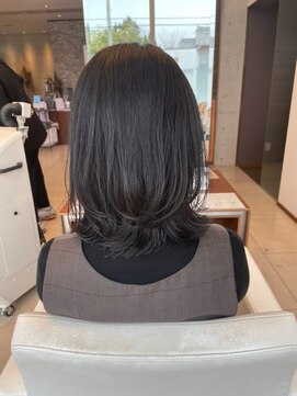 アチーブリス(achieve Liss) 暗髪ナチュナルスタイル ミディアムレイヤー