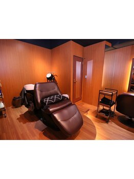 エイジングケアに特化したヘッドスパで、髪のお悩みを解決へ導きます！日々の疲れを癒し、極上のひと時を。