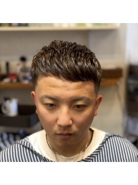 ディスイズザバーバー(This is The BarBer) 濡れパンスキンフェード
