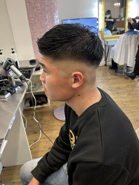 コワファースト 別府 スキンフェード×バーバースタイル