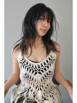 シアター(CIARTOR) アンニュイ質感／レイヤーカット