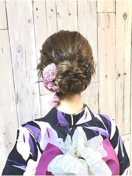 ヘアースペース ムーン(Hair Space MOON)の写真/結婚式はもちろん夏祭りの浴衣やパーティーヘアセットはMOONで可愛く♪お電話にて【早朝予約】も受付OK！