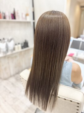 イルヘアーライラ(illu hair LILA) 髪質改善×うるツヤロング