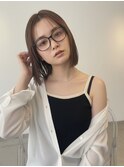 グレージュ×切りっぱなしボブ×20代30代外ハネボブ