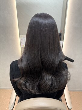 透明感グレージュカラー