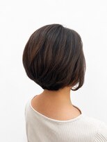 カシー(Casii)&nbsp;大人世代の前下がりボブはレイヤーが必須