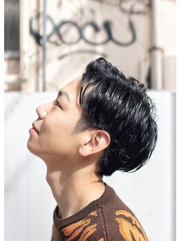 ディライトヘア トアウエスト 三宮元町(DELIGHT HAIR torwest)の写真/【三宮/元町5分】心地良い空間×おもてなしで全ての男性が気軽に通えるサロン！[カット+シェービング￥5400]