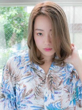 ルティア(Lutia) ワンカールロブ サイドバング ハイライト★★