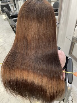 エスカーラ 表参道(THE ESCALA) @aidaman321 髪質改善/髪質改善縮毛矯正/髪質改善トリートメント