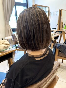 ペイジバイネオリーブ 吉祥寺店(Paige by Neolive) 斜めバング/グレージュカラー/デザインカラー/吉祥寺R4