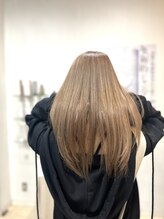 ヘアーアンドビューティ クアトロ 赤塚店 水戸(HAIR&BEAUTY QUATRO) ミルクティーベージュ